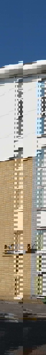 1 Bedroom Studio Flat in Castle Lane West BOURNEMOUTH